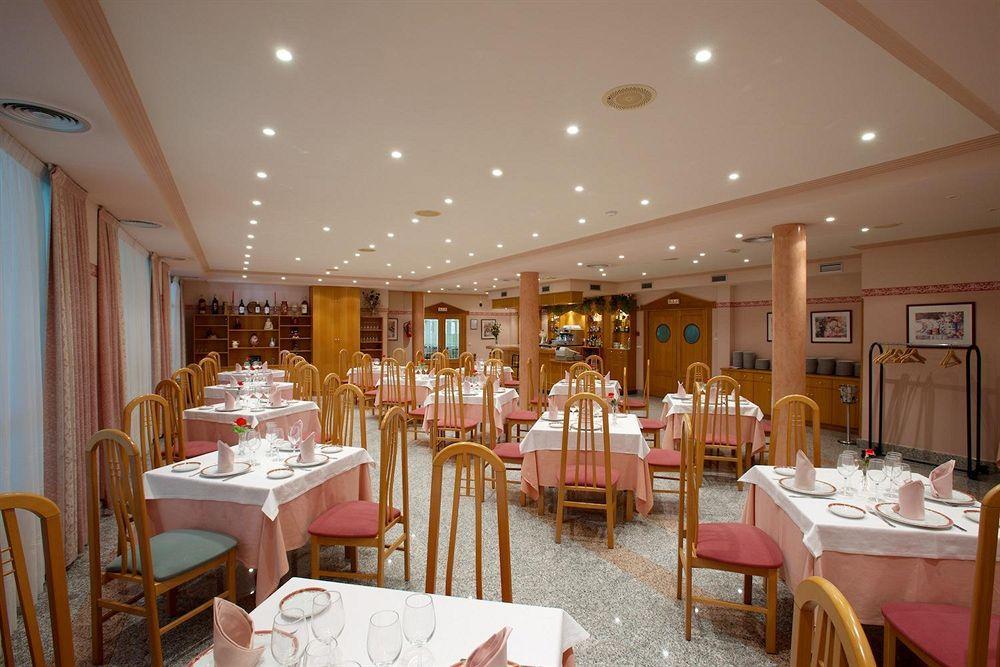 Rio Hotel